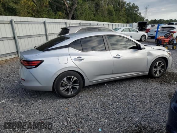 ✅ 2022 Nissan Sentra SV • VIN: 3N1AB8CV4NY290618 • Лот: 86828075. Опубликован ранее на Copart с пробегом 69 870 миль. Бесплатный доступ к архиву аукционных продаж из США и подробный отчёт об истории автомобиля на DreamBid. Изображение 3.