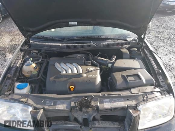 ✅ 1999 Volkswagen Jetta GLS • VIN: 3VWSA29M0XM084459 • Lot: 41170665. Wystawiony na IAAI z przebiegiem 76 790 mil. Bezpłatny archiwum sprzedaży aukcyjnych z USA i szczegółowy raport historii pojazdu na DreamBid. Zdjęcie 10.