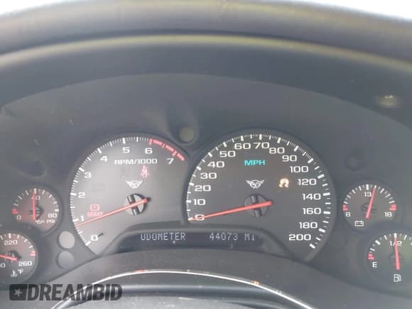 ✅ 2004 Chevrolet Corvette • VIN: 1G1YY32G145105168 • Лот: 42390079. Опубликован ранее на IAAI с пробегом 44 073 миль. Бесплатный доступ к архиву аукционных продаж из США и подробный отчёт об истории автомобиля на DreamBid. Изображение 7.