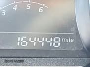 ✅ 2017 Toyota Yaris • VIN: 3MYDLBYV1HY169662 • Lot: 43208543. Wystawiony na IAAI z przebiegiem 164 448 mil. Bezpłatny archiwum sprzedaży aukcyjnych z USA i szczegółowy raport historii pojazdu na DreamBid. Zdjęcie 16.