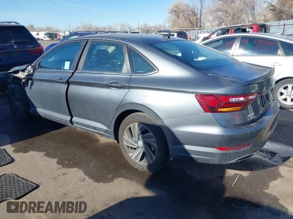 ✅ 2019 Volkswagen Jetta SEL Premium • VIN: 3VWG57BU9KM041569 • Lot: 41408905. Listed on IAAI with 94,569 mi. Free auction sales archive from the USA and detailed vehicle history report at DreamBid. Image 3.