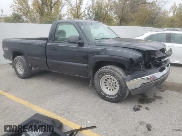 ✅ 2003 Chevrolet Silverado 1500 LS • VIN: 1GCEK14T03Z199013 • Lot: 90223635. Listed on Copart with 288,998 mi. Free auction sales archive from the USA and detailed vehicle history report at DreamBid. Image 4.
