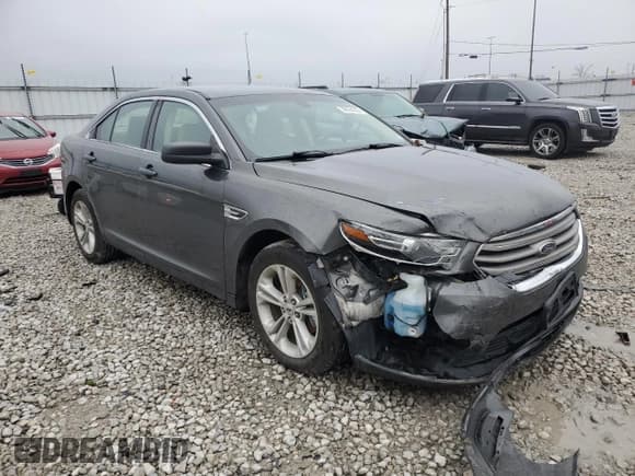 ✅ 2019 Ford Taurus SE • VIN: 1FAHP2D83KG110650 • Лот: 64686973. Опубликован ранее на Copart с пробегом 106 572 миль. Бесплатный доступ к архиву аукционных продаж из США и подробный отчёт об истории автомобиля на DreamBid. Изображение 4.