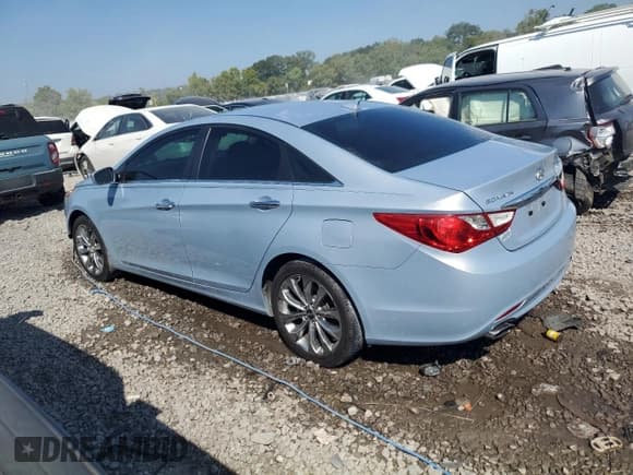 ✅ 2011 Hyundai Sonata SE • VIN: 5NPEC4AC4BH142144 • Lot: 69309004. Listed on Copart with 144,680 mi. Free auction sales archive from the USA and detailed vehicle history report at DreamBid. Image 2.