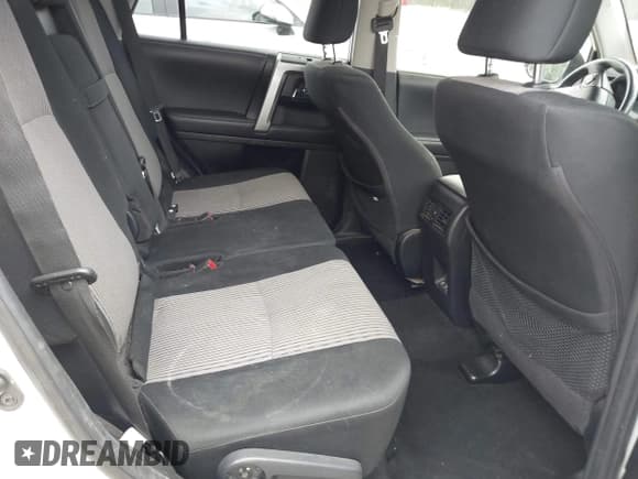 ✅ 2022 Toyota 4Runner SR5 • VIN: JTEEU5JR7N5257599 • Lot: 42047749. Listed on IAAI with 90,482 mi. Free auction sales archive from the USA and detailed vehicle history report at DreamBid. Image 8.