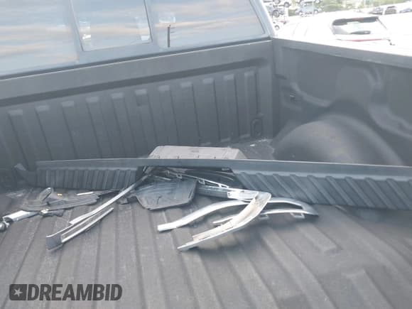 ✅ 2011 Ford F-150 XLT • VIN: 1FTFW1CT7BFB68898 • Лот: 42778308. Опубликован ранее на IAAI с пробегом 135 636 миль. Бесплатный доступ к архиву аукционных продаж из США и подробный отчёт об истории автомобиля на DreamBid. Изображение 12.