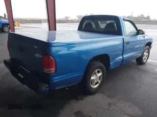 1998 Dodge Dakota SLT с VIN 1B7FL26X5WS641384, выставлен на аукционе IAAI как лот 43448644 с пробегом 230 235 миль миль и . История ставок и продаж доступна на DreamBid. Изображение 4.