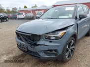 ✅ 2021 Volvo XC40 R-Design • VIN: YV4162UM7M2446598 • Лот: 43425499. Опубликован ранее на IAAI с пробегом 45 243 миль. Бесплатный доступ к архиву аукционных продаж из США и подробный отчёт об истории автомобиля на DreamBid. Изображение 6.