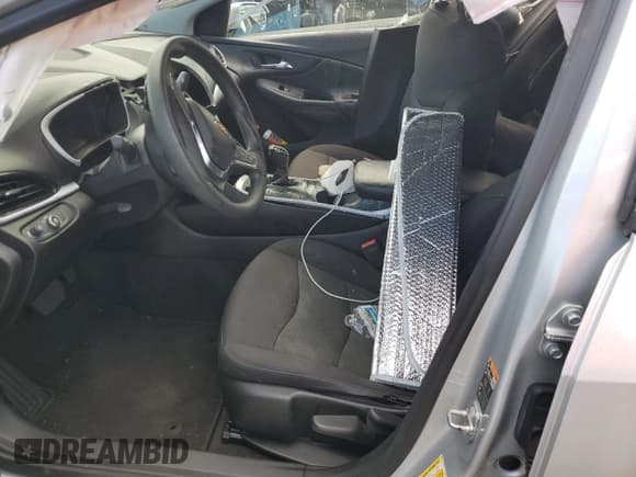 ✅ 2018 Chevrolet Volt LT • VIN: 1G1RC6S51JU132262 • Lot: 44316424. Wystawiony na Copart z przebiegiem Nie podano. Bezpłatny archiwum sprzedaży aukcyjnych z USA i szczegółowy raport historii pojazdu na DreamBid. Zdjęcie 7.