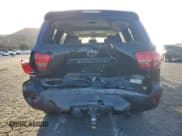 ✅ 2012 Toyota Sequoia SR5 • VIN: 5TDBY5G15CS070138 • Лот: 79344704. Опубликован ранее на Copart с пробегом 106 425 миль. Бесплатный доступ к архиву аукционных продаж из США и подробный отчёт об истории автомобиля на DreamBid. Изображение 6.