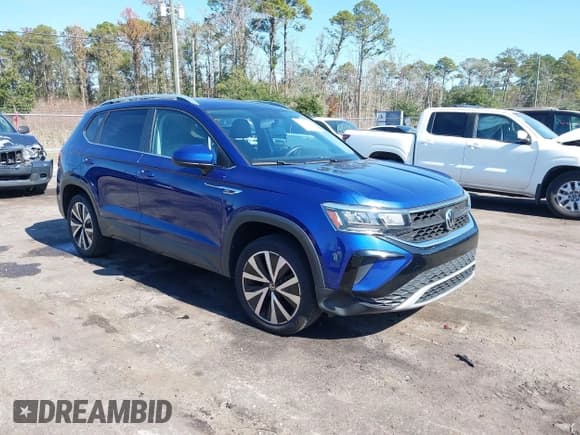 ✅ 2022 Volkswagen Taos SE • VIN: 3VVRX7B25NM021068 • Lot: 43683171. Listed on IAAI with 21,975 mi. Free auction sales archive from the USA and detailed vehicle history report at DreamBid. Image 1.