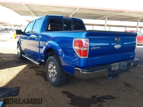 ✅ 2011 Ford F-150 XLT • VIN: 1FTFW1CF0BFB71104 • Lot: 43454215. Wystawiony na IAAI z przebiegiem 225 381 mil. Bezpłatny archiwum sprzedaży aukcyjnych z USA i szczegółowy raport historii pojazdu na DreamBid. Zdjęcie 3.