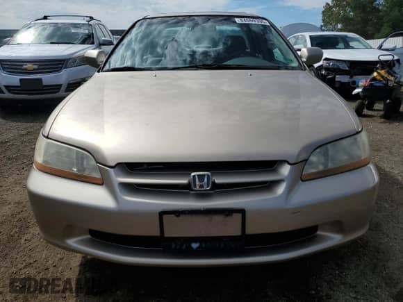 2000 Honda Accord EX с VIN 1HGCG6675YA107567, выставлен на аукционе Copart как лот 84059395 с пробегом 216 941 миль миль и Чистый • Clean title. История ставок и продаж доступна на DreamBid. Изображение 5.