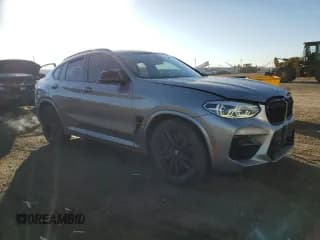 ✅ 2021 BMW X4 M • VIN: 5YMUJ0C02M9F18441 • Lot: 43973985. Wystawiony na Copart z przebiegiem 60 632 mil. Bezpłatny archiwum sprzedaży aukcyjnych z USA i szczegółowy raport historii pojazdu na DreamBid. Zdjęcie 4.
