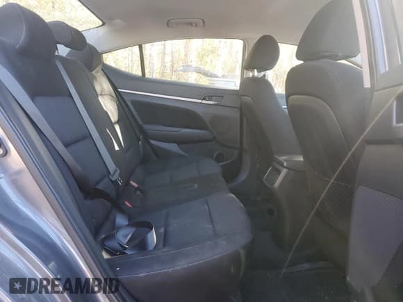 ✅ 2017 Hyundai Elantra Limited • VIN: KMHD84LF1HU137837 • Lot: 86782905. Listed on Copart with 205,772 mi. Free auction sales archive from the USA and detailed vehicle history report at DreamBid. Image 10.