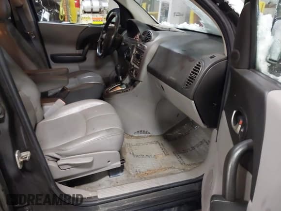 ✅ 2005 Saturn VUE • VIN: 5GZCZ634X5S812114 • Lot: 41300095. Wystawiony na IAAI z przebiegiem 280 854 mil. Bezpłatny archiwum sprzedaży aukcyjnych z USA i szczegółowy raport historii pojazdu na DreamBid. Zdjęcie 5.