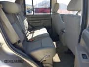 ✅ 2006 Jeep Commander • VIN: 1J8HG48N26C104740 • Лот: 42813918. Опубликован ранее на IAAI с пробегом 182 464 миль. Бесплатный доступ к архиву аукционных продаж из США и подробный отчёт об истории автомобиля на DreamBid. Изображение 8.