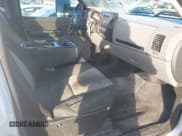 ✅ 2007 Chevrolet Silverado 2500HD 1LT • VIN: 1GCHC23K97F566426 • Lot: 43831242. Wystawiony na IAAI z przebiegiem 249 118 mil. Bezpłatny archiwum sprzedaży aukcyjnych z USA i szczegółowy raport historii pojazdu na DreamBid. Zdjęcie 5.