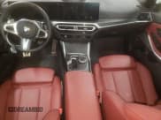 ✅ 2024 BMW 3 Series M340i xDrive • VIN: 3MW49FF07R8E07606 • Lot: 43649495. Wystawiony na Copart z przebiegiem Nie podano. Bezpłatny archiwum sprzedaży aukcyjnych z USA i szczegółowy raport historii pojazdu na DreamBid. Zdjęcie 8.