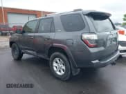 ✅ 2022 Toyota 4Runner SR5 • VIN: JTEEU5JRXN5260206 • Лот: 42201184. Опубликован ранее на IAAI с пробегом 69 235 миль. Бесплатный доступ к архиву аукционных продаж из США и подробный отчёт об истории автомобиля на DreamBid. Изображение 3.