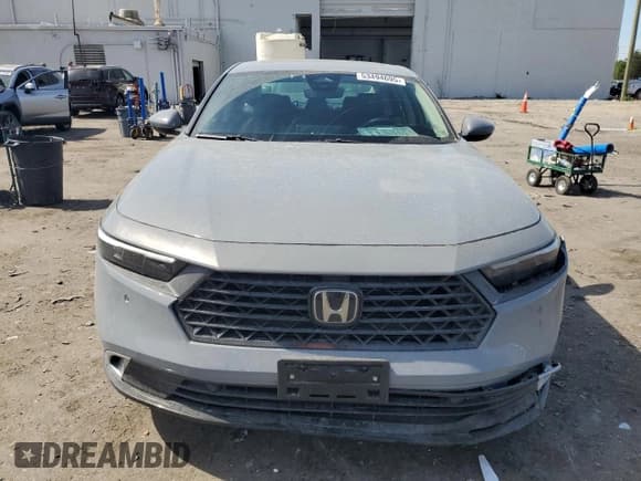 ✅ 2024 Honda Accord Touring • VIN: 1HGCY2F80RA079676 • Lot: 53494695. Listed on Copart with 23,378 mi. Free auction sales archive from the USA and detailed vehicle history report at DreamBid. Image 5.
