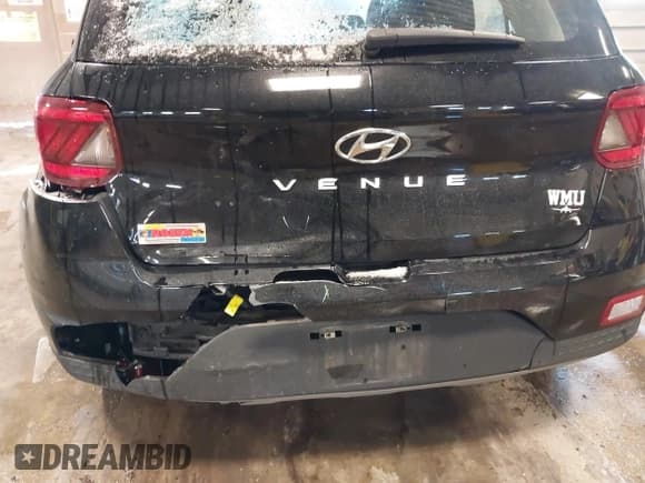 ✅ 2023 Hyundai Venue SE • VIN: KMHRB8A32PU215077 • Lot: 41407844. Listed on IAAI with 35,236 mi. Free auction sales archive from the USA and detailed vehicle history report at DreamBid. Image 20.