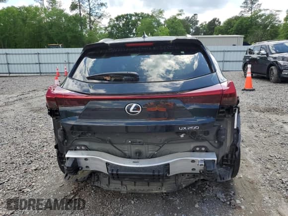 ✅ 2022 Lexus UX 200 F Sport • VIN: JTHE3JBH2N2046669 • Лот: 72200434. Опубликован ранее на Copart с пробегом 19 880 миль. Бесплатный доступ к архиву аукционных продаж из США и подробный отчёт об истории автомобиля на DreamBid. Изображение 6.