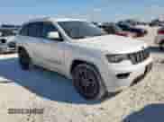 2020 Jeep Grand Cherokee Altitude z VIN 1C4RJFAG8LC388729, wystawiony jako Copart lot #85333685 z przebiegiem 59 750 mil mil oraz Szkoda całkowita • Salvage title. Historia ofert i sprzedaży dostępna na DreamBid. Obrazek 4.