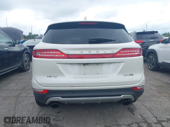 ✅ 2016 Lincoln MKC Select • VIN: 5LMCJ2D96GUJ18127 • Lot: 43033059. Listed on IAAI with 120,174 mi. Free auction sales archive from the USA and detailed vehicle history report at DreamBid. Image 16.