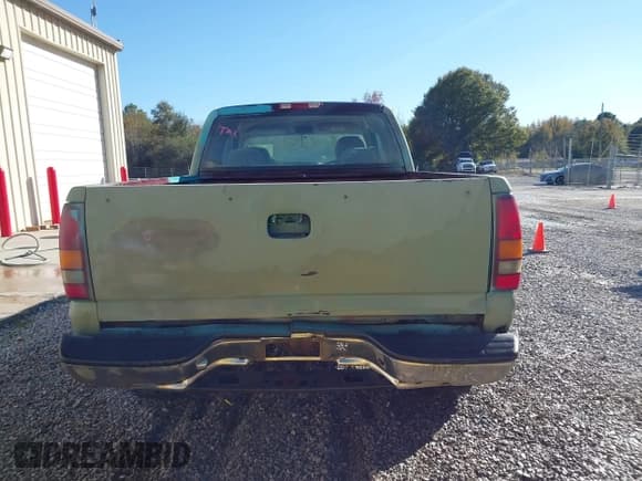 ✅ 2002 Chevrolet Silverado 1500 LS • VIN: 2GCEK19V321131869 • Lot: 43578823. Listed on IAAI with 287,316 mi. Free auction sales archive from the USA and detailed vehicle history report at DreamBid. Image 12.
