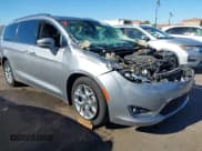 ✅ 2019 Chrysler Pacifica Limited • VIN: 2C4RC1GG4KR552357 • Lot: 43189981. Wystawiony na IAAI z przebiegiem 42 927 mil. Bezpłatny archiwum sprzedaży aukcyjnych z USA i szczegółowy raport historii pojazdu na DreamBid. Zdjęcie 1.