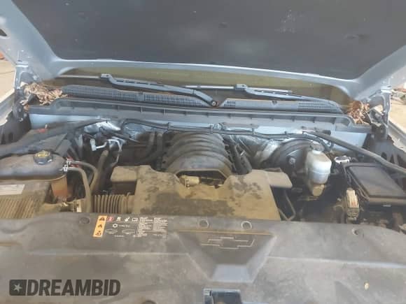 2018 Chevrolet Silverado 1500 LT z VIN 1GCVKREC6JZ298381, wystawiony jako IAAI lot #43383942 z przebiegiem 101 454 mil mil oraz . Historia ofert i sprzedaży dostępna na DreamBid. Obrazek 10.