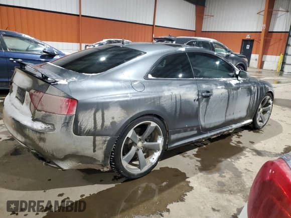 ✅ 2013 Audi RS 5 • VIN: WUAC6BFR6DA902698 • Lot: 44337465. Listed on Copart with 182,442 mi. Free auction sales archive from the USA and detailed vehicle history report at DreamBid. Image 3.