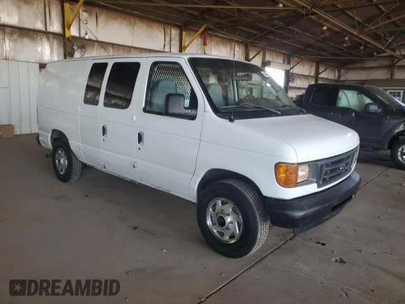 ✅ 2006 Ford Econoline Cargo • VIN: 1FTNE24L46DA30174 • Lot: 68196065. Wystawiony na Copart z przebiegiem 144 661 mil. Bezpłatny archiwum sprzedaży aukcyjnych z USA i szczegółowy raport historii pojazdu na DreamBid. Zdjęcie 4.