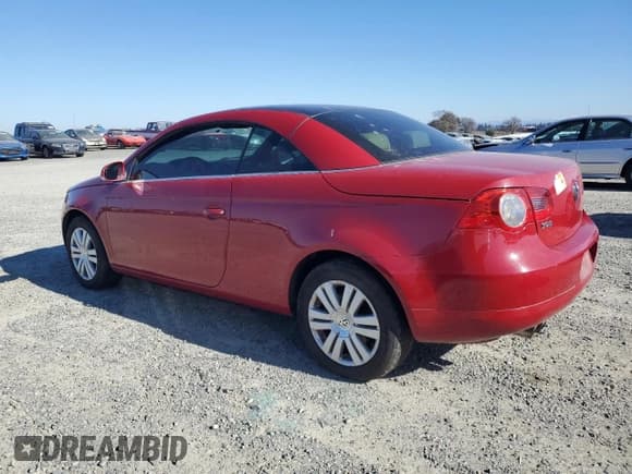 ✅ 2008 Volkswagen Eos Turbo • VIN: WVWAA71F08V010779 • Lot: 42258265. Wystawiony na Copart z przebiegiem Nie podano. Bezpłatny archiwum sprzedaży aukcyjnych z USA i szczegółowy raport historii pojazdu na DreamBid. Zdjęcie 2.