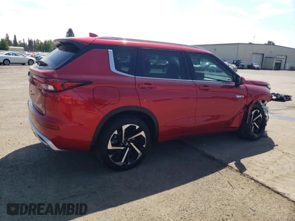 ✅ 2023 Mitsubishi Outlander SEL • VIN: JA4T5VA93PZ041814 • Lot: 70928155. Wystawiony na Copart z przebiegiem 16 779 mil. Bezpłatny archiwum sprzedaży aukcyjnych z USA i szczegółowy raport historii pojazdu na DreamBid. Zdjęcie 3.