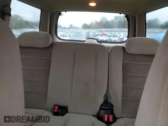 ✅ 2000 Ford Explorer • VIN: 1FMZU63X5YUB61399 • Лот: 89916855. Опубликован ранее на Copart с пробегом 123 063 миль. Бесплатный доступ к архиву аукционных продаж из США и подробный отчёт об истории автомобиля на DreamBid. Изображение 10.