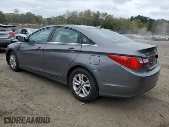 ✅ 2013 Hyundai Sonata GLS • VIN: 5NPEB4AC7DH708299 • Lot: 72845744. Listed on Copart with 140,701 mi. Free auction sales archive from the USA and detailed vehicle history report at DreamBid. Image 2.