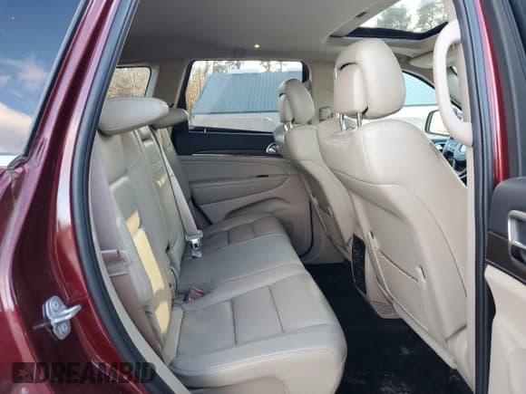 ✅ 2017 Jeep Grand Cherokee Limited • VIN: 1C4RJFBG6HC873649 • Lot: 92823005. Listed on Copart with 55,791 mi. Free auction sales archive from the USA and detailed vehicle history report at DreamBid. Image 11.