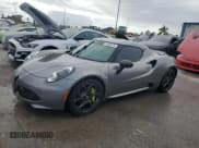✅ 2017 Alfa Romeo 4C • VIN: ZARBAAA46HM245019 • Lot: 74888124. Wystawiony na Copart z przebiegiem Nie podano. Bezpłatny archiwum sprzedaży aukcyjnych z USA i szczegółowy raport historii pojazdu na DreamBid. Zdjęcie 1.