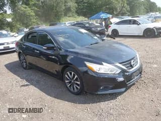 ✅ 2017 Nissan Altima S • VIN: 1N4AL3AP8HC256511 • Lot: 43046103. Listed on IAAI with 84,921 mi. Free auction sales archive from the USA and detailed vehicle history report at DreamBid. Image 1.