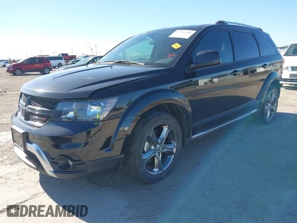 ✅ 2017 Dodge Journey Crossroad Plus • VIN: 3C4PDCGB9HT637513 • Lot: 43456306. Listed on IAAI with 117,689 mi. Free auction sales archive from the USA and detailed vehicle history report at DreamBid. Image 2.