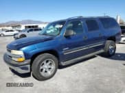 ✅ 2000 Chevrolet Suburban LS • VIN: 3GNEC16T7YG229228 • Lot: 71917695. Listed on Copart with 190,311 mi. Free auction sales archive from the USA and detailed vehicle history report at DreamBid. Image 1.