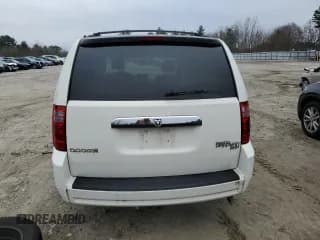 ✅ 2010 Dodge Grand Caravan SXT • VIN: 2D4RN5D12AR131286 • Lot: 51294885. Wystawiony na Copart z przebiegiem 132 366 mil. Bezpłatny archiwum sprzedaży aukcyjnych z USA i szczegółowy raport historii pojazdu na DreamBid. Zdjęcie 6.