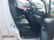 ✅ 2015 Nissan NV200 SV • VIN: 3N6CM0KN6FK708228 • Лот: 42754618. Опубликован ранее на IAAI с пробегом Не указан. Бесплатный доступ к архиву аукционных продаж из США и подробный отчёт об истории автомобиля на DreamBid. Изображение 5.