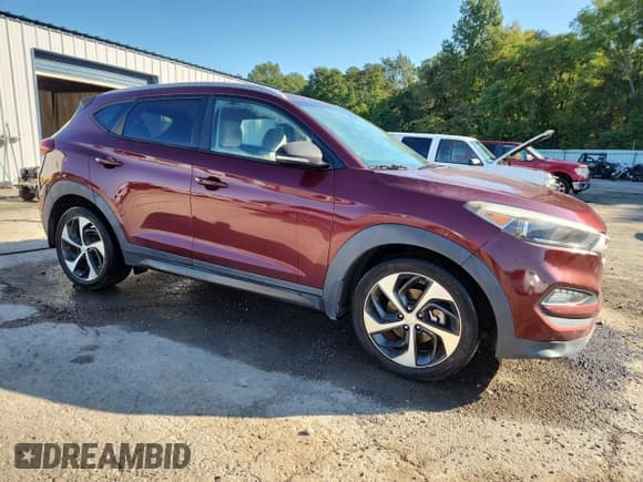 ✅ 2016 Hyundai Tucson Limited • VIN: KM8J33A26GU063275 • Лот: 84383495. Опубликован ранее на Copart с пробегом 108 111 миль. Бесплатный доступ к архиву аукционных продаж из США и подробный отчёт об истории автомобиля на DreamBid. Изображение 4.