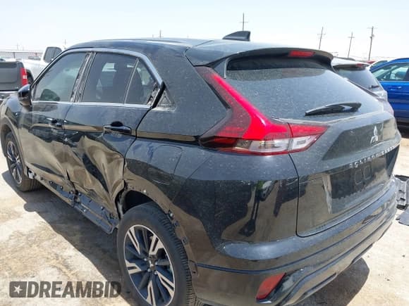 ✅ 2024 Mitsubishi Eclipse Cross SE • VIN: JA4ATWAA8RZ073688 • Лот: 42549598. Опубликован ранее на IAAI с пробегом 5 154 миль. Бесплатный доступ к архиву аукционных продаж из США и подробный отчёт об истории автомобиля на DreamBid. Изображение 3.