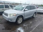 ✅ 2009 Toyota Highlander Limited • VIN: JTEEW44A892034635 • Lot: 42797622. Listed on IAAI with 218,624 mi. Free auction sales archive from the USA and detailed vehicle history report at DreamBid. Image 2.