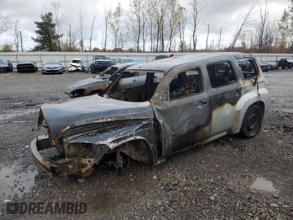 ✅ 2010 Chevrolet HHR LS • VIN: 3GNBAADB4AS547362 • Lot: 82651935. Wystawiony na Copart z przebiegiem Nie podano. Bezpłatny archiwum sprzedaży aukcyjnych z USA i szczegółowy raport historii pojazdu na DreamBid. Zdjęcie 1.