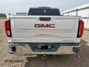 ✅ 2022 GMC Sierra 1500 SLE • VIN: 3GTPUBEK7NG625457 • Лот: 59371535. Опубликован ранее на Copart с пробегом Не указан. Бесплатный доступ к архиву аукционных продаж из США и подробный отчёт об истории автомобиля на DreamBid. Изображение 6.